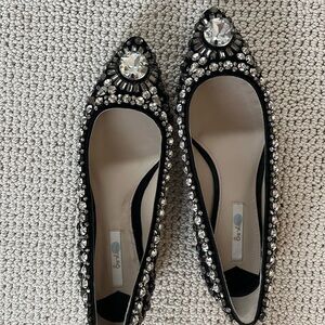 Black Flats with Embellished Design and Pointed Toe